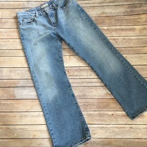 LEVI’S 515 bootcut jeans 28” inseam